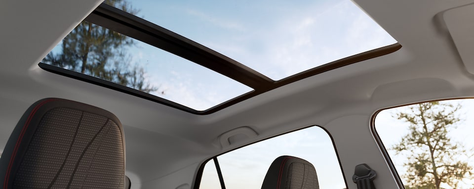 Chevrolet Groove Photography: Interior Sunroof